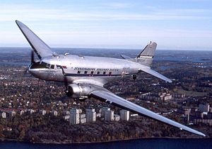 300px-douglas-dc-3-se-cfp.jpg